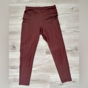 Maroon calf high pocketed Zella workout leggings